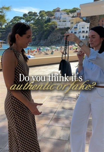 Today we’re asking people whether they think this vintage Chanel Timeless is authentic or fake. #chanel #authentic #luxurybags #fashiondesigner #authenticity