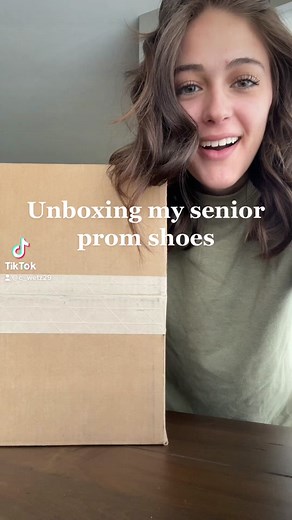 Unboxing Perfect Prom Shoes from Steve Madden