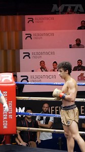 After that elbow, he completely forgot he was in a fight! 🤯 #muaythai #combatsports #knockout | Muay Thai Authority