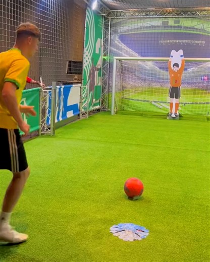 26M views · 49K reactions | 'My toxic trait is thinking i could do this' ⚽️ | LADbible | Facebook