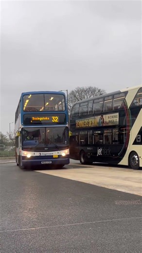 ALX 400! RARE BUS at Newbury wharf bus station