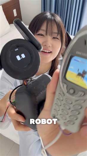 Turning my robot into a Tamagochi ?! 🐈‍⬛👾