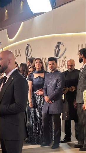 Kanwal Aftab On Lux Award Show 😍🔥 #kanwalaftab #pakistaniactress #dance #love #wedding