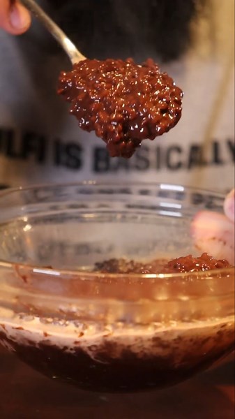 Have You Tried CHOCOLATE RICE? (Filipino Champorado)