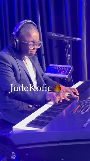 Playing the keyboards in service with our beloved Apostle Eric Nyamekye The Chairman of The Church of Pentecost is a a huge blessing from God on my life. Forever grateful Papa. | Jude.kofie