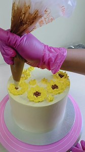 Simple Sunflower Cake! 🌻 | Cook and Bake by Lea T.