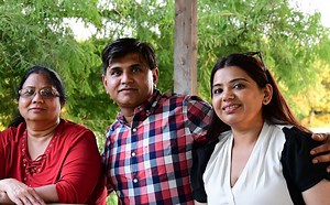 Kansas Wants This Experienced Eyebrow Entrepreneur To Get 1,000 More Hours of Training