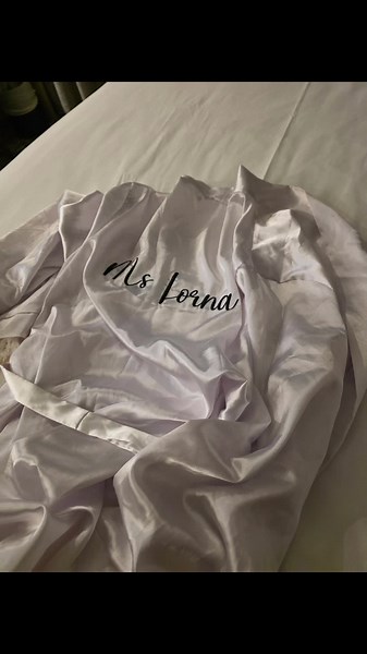 House of Ms Lorna (@lornalehutso)’s videos with original sound - Wahotel