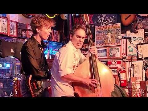 Kelley's Heroes, "Freeborn Man" live at Robert's Western World, Nashville, TN. 11-12-2021