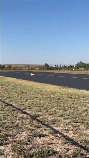 Freewing Ares Wheel up landing