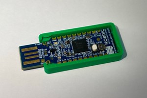 Holder's Secret Key Management Device for VC Binding