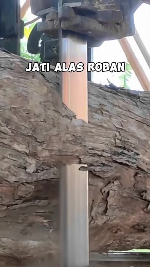 Beautiful Woodcraft from Alas Roban