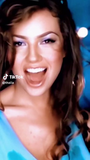 Tantas Thalias en una sola 💕 #Thalia