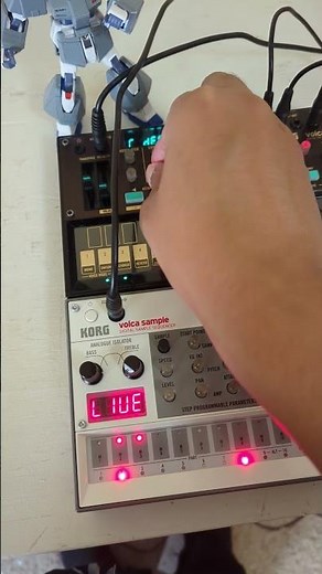 Volca fm2 & Volca sample 2 & korg nts 1 mk2 & korg nts 1