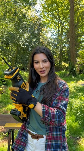 How to Use A Reciprocating Saw - DIY FOR BEGINNERS