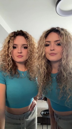 Așa Ceva: Distracție cu Gemenele Ioana și Maria
