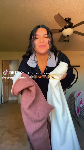 Fall Fashion Essentials: Embrace Sweater Weather