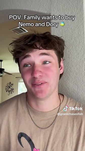 I was behind this family the other day and had to recreate this skit😂 | family