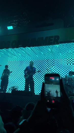 5 Seconds of Summer Concert Experience at Outernet 2025