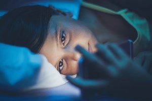 Social Media Withdrawal | Definition, Symptoms, Contributing Factors - Social Media Victims Law Center