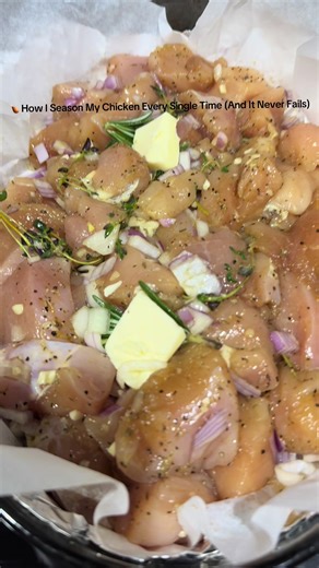 🍗 How I Season My Chicken Every Single Time (And It Never Fails) No complicated marinades. No 20 spices. Just clean, bold, balanced flavor. This combo? 10/10 every time. 🛒 What I Use: • Black pepper • Salt • Fresh thyme • Fresh rosemary • Fresh garlic • Onions • Olive oil • Butter • Curry powder Simple. But powerful. How I Season It: 1️⃣ Pat the chicken dry first (this helps it brown beautifully). 2️⃣ Drizzle with olive oil — just enough to coat. 3️⃣ Add: \t•\tSalt \t•\tBlack pepper \t•\tCurry