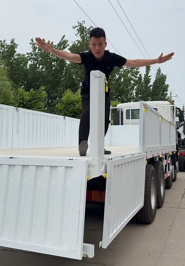 HOWO NX8 * 4 flatbed truck, white, exported to Africa#HOWO #SHACMAN #Export #Dump #工程机械