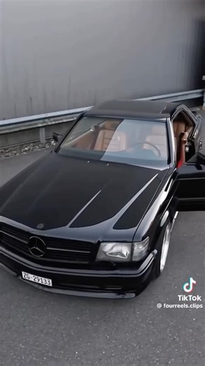 Beautiful C126 Coupe by fourreels.clips #mercedes #benz #w126 #c126 #sclass #v8 #mercedesbenz #coupe