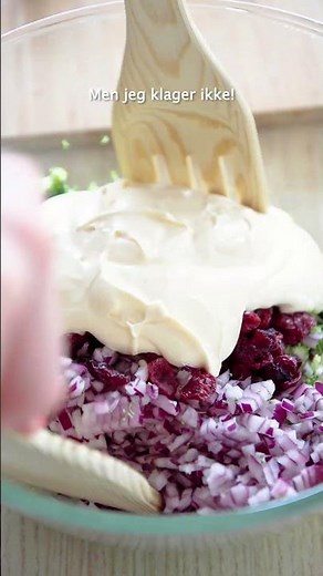 Brokkolisalat og egen tidslinje #oppskrift #storytime