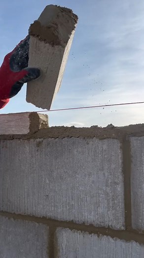 86.How To Lay Bricks tricks For Beginners Using a line 🧱🧱🧱🧱#brickhouse #bricks | Bricklayer