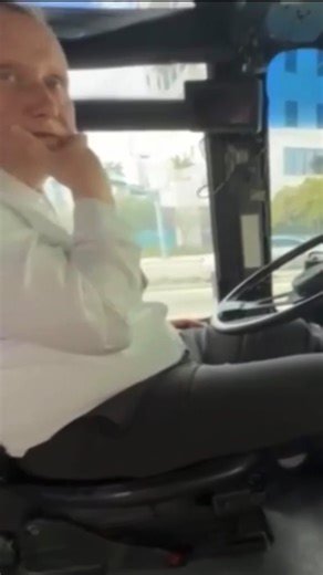 Police say students on a University of Miami shuttle bus were on their way back to their school’s campus in Coral Gables Monday afternoon when their ride went terrifyingly wrong. Cellphone video obtained by Local 10 News Wednesday captured the chaotic moments as the bus driver, who Miami-Dade Schools police identitified as 45-year-old Timothy Kowalewski, of Tamarac, clipped a tree just before 3:30 p.m. Monday near the 300 block of U.S. 1. while he was allegedly under the influence of alcohol. “A