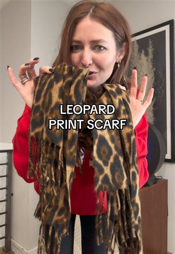 The price is too good #leopardscarf #winteroutfit