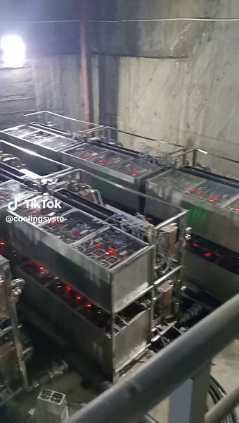 Server liquid cooling, miner oil cooling#mining #bitcoin #server #liquidcooling