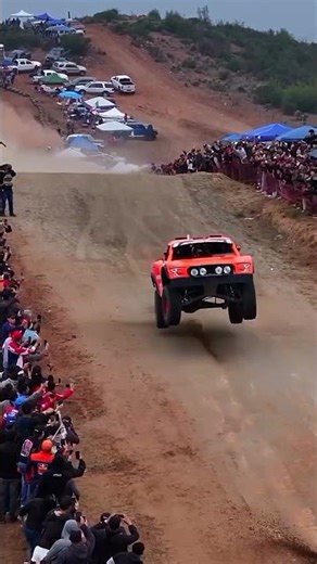 Trophy Truck Titans — Conquering the Desert at Full Throttle