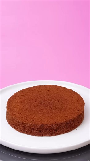 The Best Chocolate Cake Recipe | Tiny Cakes