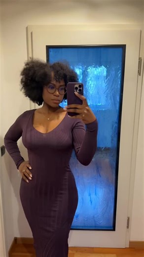 Je portes ma gaine modèle simple en bas qui est tellement invisible sous les tennues 🥹 #pourtoiii #hairlook #tiktokfrance #germany