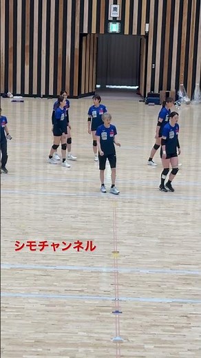 中田久美監督の指示を聞いて練習に戻る選手達 #女子バレーボール #volleyball #バレーボール #中田久美 #中島咲愛 #平山詩嫣 #井上未唯奈 #吉武美佳 #万代真奈美 #かわいい