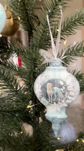 12K views · 446 reactions | Elevate your Christmas tree this year with handmade decorations! Here’s a wonderful example from Hameleons - 3 decorations using just one “Winter Minis” rice paper, mixing and matching patterns and motives can help you achieve the most unique creations!! ⭐️ | Decoupage Queen | Facebook