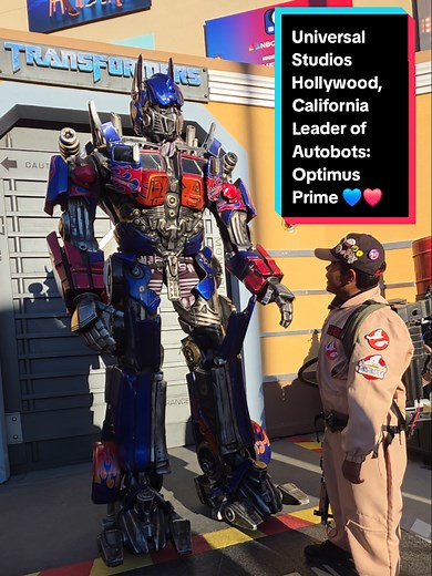 Meet Optimus Prime at Universal Studios Hollywood