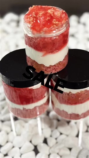 Cake jars on sale? Say less. 😍 starting 7/27/25— our bestselling jars are up for grabs at a sweet deal. 8 oz or 16 oz, build a bundle and treat yourself to a spoonful of joy. 💕 📦 Shipping & local pickup available. 🛒 Tap the link in bio to order! #CakeJarCravings #EsweetsIndy #DessertSale #SupportSmallBusiness
