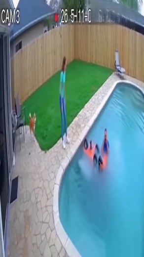 Security cameras catching the worst days...🤣🤣 #funny #fail #reaction #publicsafety #motorcycle | Chibuike.01