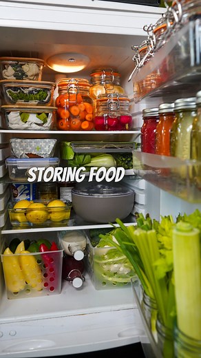 A few easy tricks to make your food last longer, save money, and keep your fridge stocked with fresh ingredients all week! Tip 1: Keep stem veggies (like asparagus, celery, and spring onions) standing in 1–2 inches of water. Change the water every couple of days to keep them crisp. Tip 2: Make berries last longer by removing stems, soaking them briefly in water with a splash of vinegar, drying gently, and storing in an airtight container in the fridge. Tip 3: Wrap herbs in a damp towel and pop t