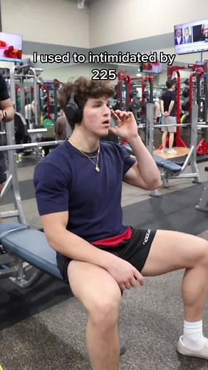 Larry Gonzalez on TikTok