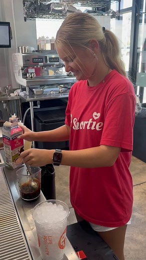 Gold ⛏️🫅Digger Time- Caramel and Vanilla- check out our coffee with nice ice. It’s just a little nicer. #drinkpopup #niceice #drivethrucoffee #hotcoffee #hotcoffee | Drinkpopup