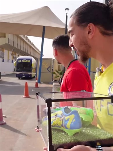Partie7 100 Jours Pour Rencontrer RONALDO !