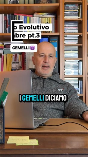 Michele Potè Astrologo e counselor on Instagram: "♊ Oroscopo Evolutivo di Dicembre — Gemelli Per te, Gemelli, dicembre porta movimento interiore e chiarezza graduale. La tua mente corre, cambia direzione, esplora: non è confusione, è un processo di filtraggio. Stai capendo cosa ti nutre davvero e cosa ti sottrae energia. Questo mese impari a distinguere tra curiosità autentica e distrazioni, tra parole dette per abitudine e parole che liberano davvero. La tua evoluzione di dicembre è semplice: d