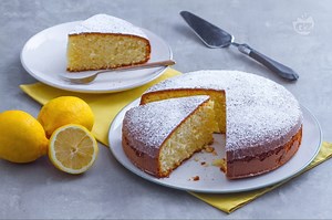 Torta al limone soffice e profumata: ricetta semplice senza burro