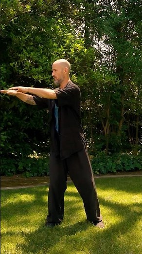 Strengthen Your Core With This Qigong Moves