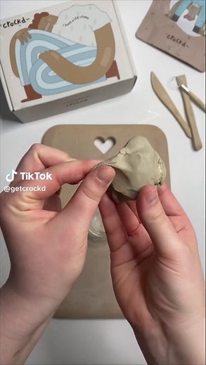 How to make Slip 💪 slip is our superhero when it comes to pottery, it binds and adheres to seperate pieces of clay together 🙌 demonstrated by @chelseamorganart our clay diy queen 👑 #clay #pottery #slip #slipslopslap #athomepottery #claycrafts #diyclay #easydiycrafts #diycraftinspo #potteryhowto #slip #potteryslip #potterytips #handmadeceramics #crockd
