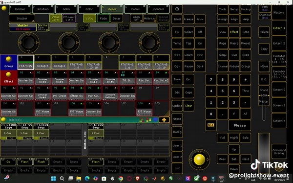 🎛️ ¿Quieres empezar en el mundo de la iluminación profesional? 💡 En este video te enseño paso a paso cómo descargar, instalar y conectar MA2 onPC con MA3D totalmente GRATIS. Ideal para practicar sin consola física. ⠀ ✅ Instalación de MA2 onPC ✅ Instalación de MA3D ✅ Configuración para que se comuniquen entre sí ⠀ Perfecto para estudiantes, operadores de luces o curiosos del show control 🎚️✨ ⠀ 📲 ¡Guarda este video, dale like y compártelo con tu team de iluminación! ⠀ #ma2 #ma3d #lightingdesig