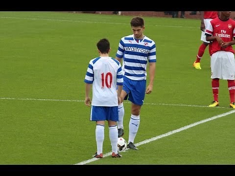 How to score from kick-off | Perfect team goal | Reading FC Academy